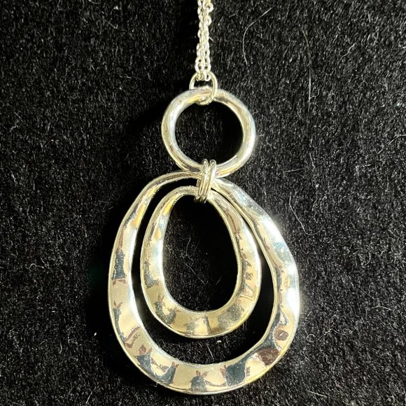 Vintage Liz Claiborne Art Deco Silvertone Necklace & Earring Set - Picture 2 of 3